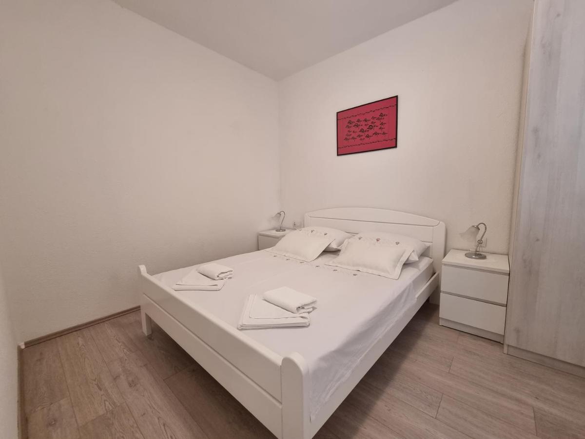 Apartments Toni Bol Zewnętrze zdjęcie