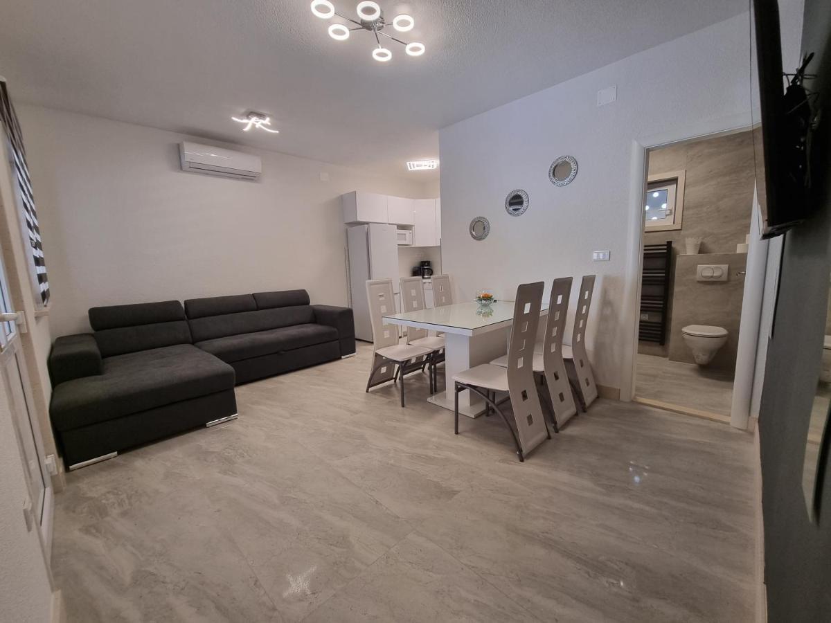 Apartments Toni Bol Zewnętrze zdjęcie