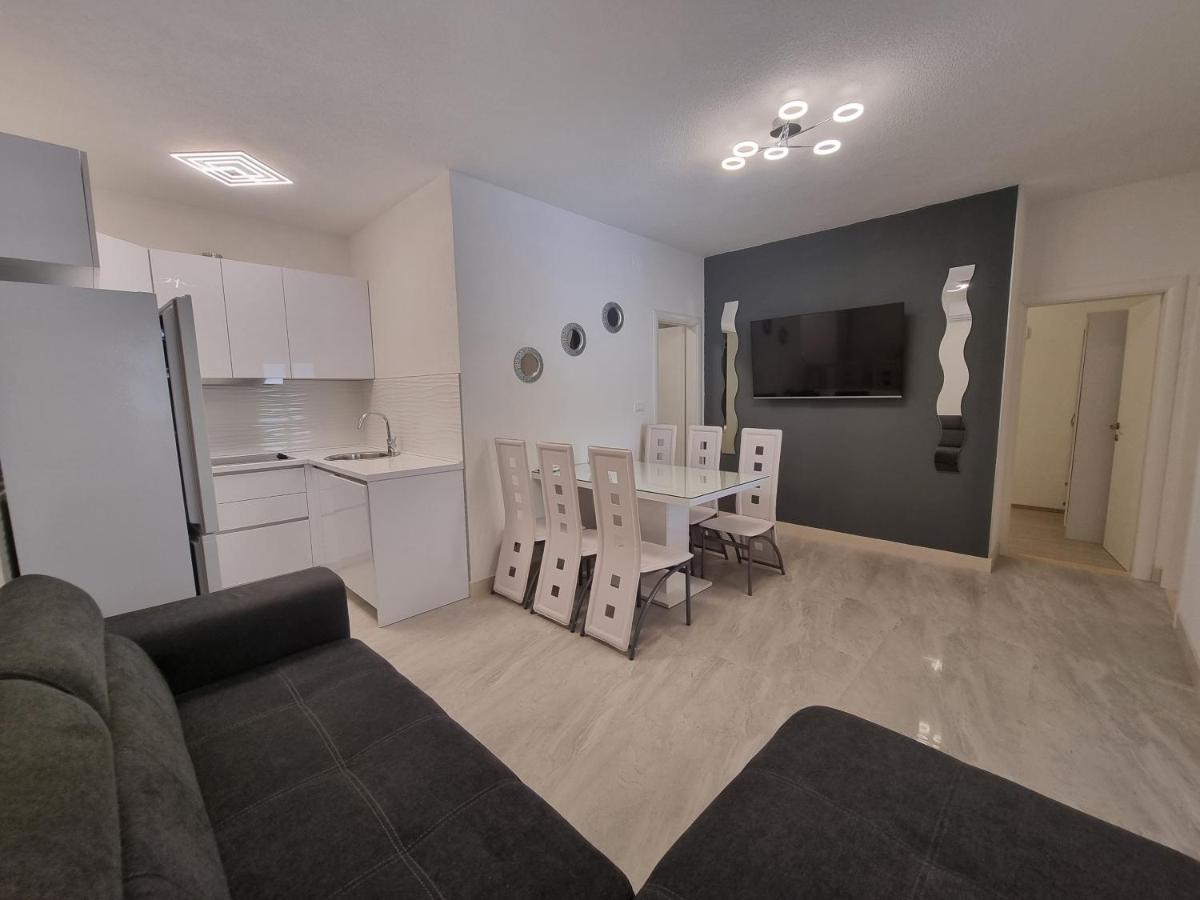 Apartments Toni Bol Zewnętrze zdjęcie